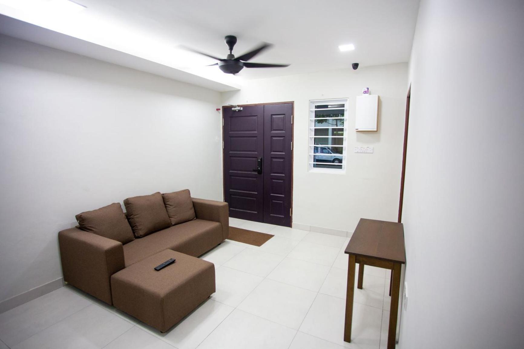 Hom2Rex Kuching Homestay Taman Timberland Exterior photo
